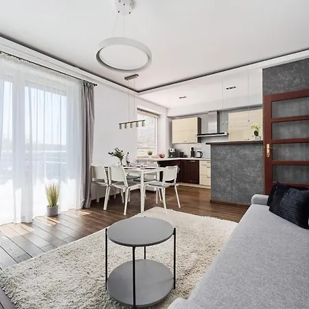Family With Parking Inowroclawska By Renters Appartement
