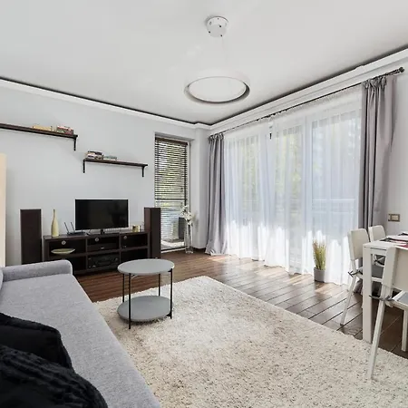 Apartment Family With Parking Inowroclawska By Renters